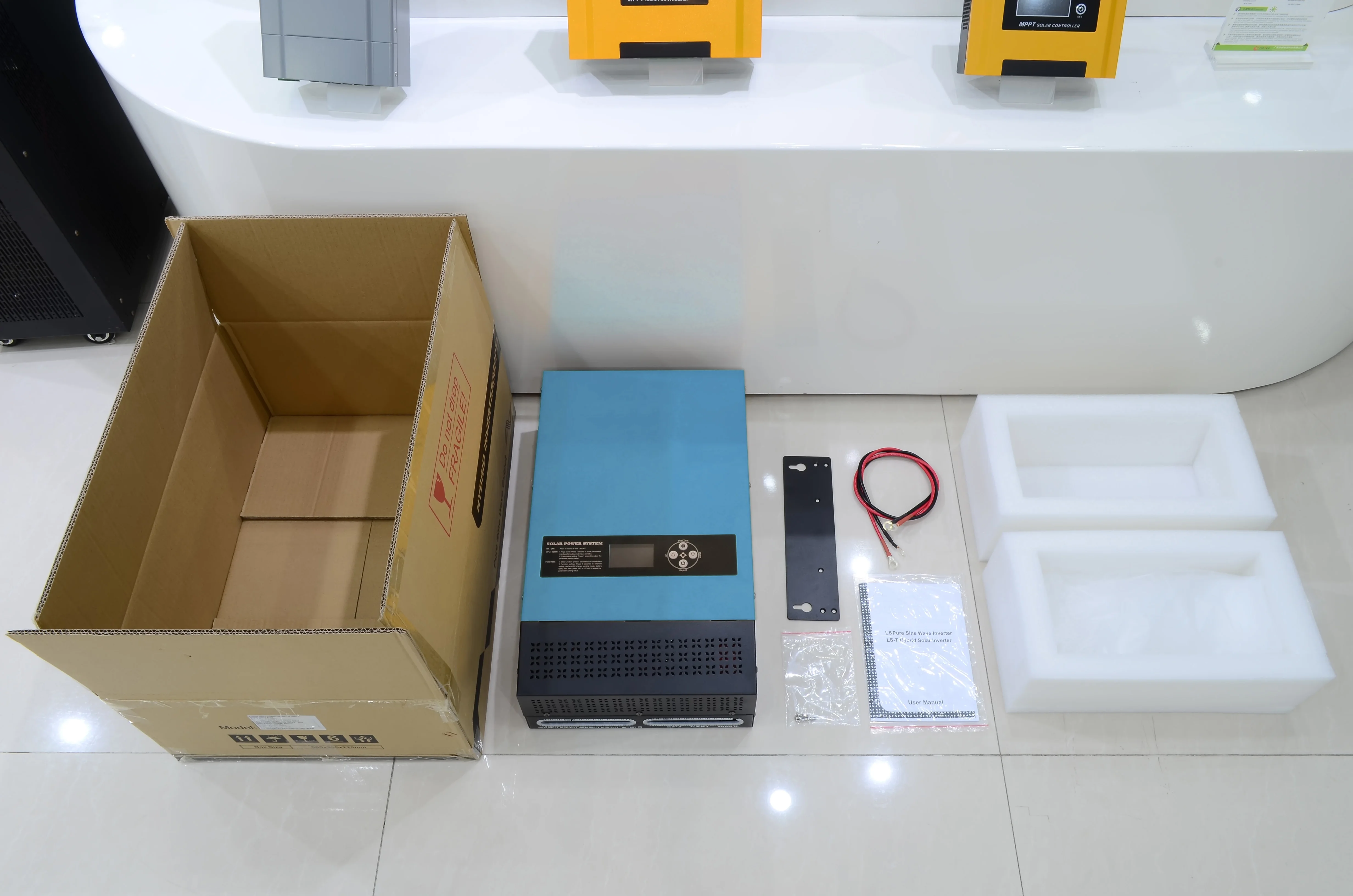 2KW 48V MPPT Hybrid Solar Inverter | Efficient DC to AC Power Conversion | TORCHN