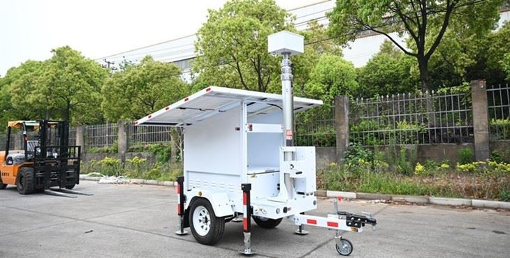 Portable Surveillance Tower 9 m Mast 2×460W Solar 4×200Ah Battery for Car Dealership Security Biglux